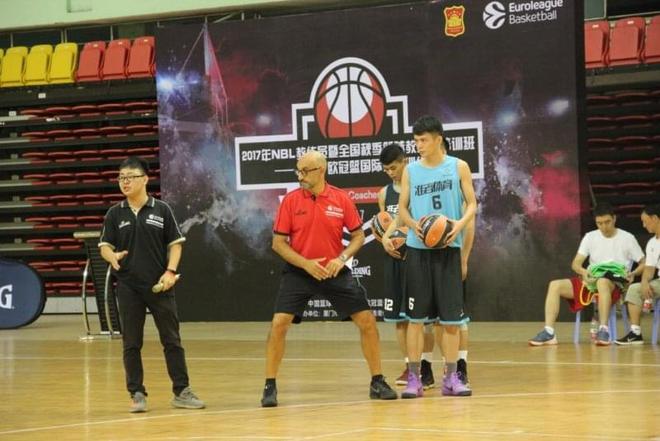 比萨vs帕尔马：恩佐拉、埃贝彻尔首发，马特奥-佩莱格里诺、阿德里安-贝尔纳韦出战（比萨战帕尔马：恩佐拉、埃贝彻尔首发，马特奥-佩莱格里诺与阿德里安-贝尔纳韦出场）