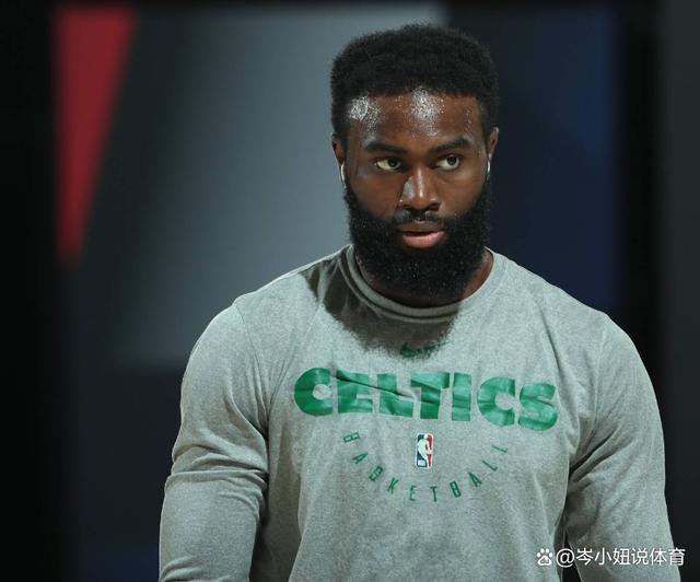 图片报：埃姆雷-詹成多家土耳其豪门目标，球员倾向留在多特（图片报：多家土超豪门相中埃姆雷-詹，球员更愿留守多特蒙德）