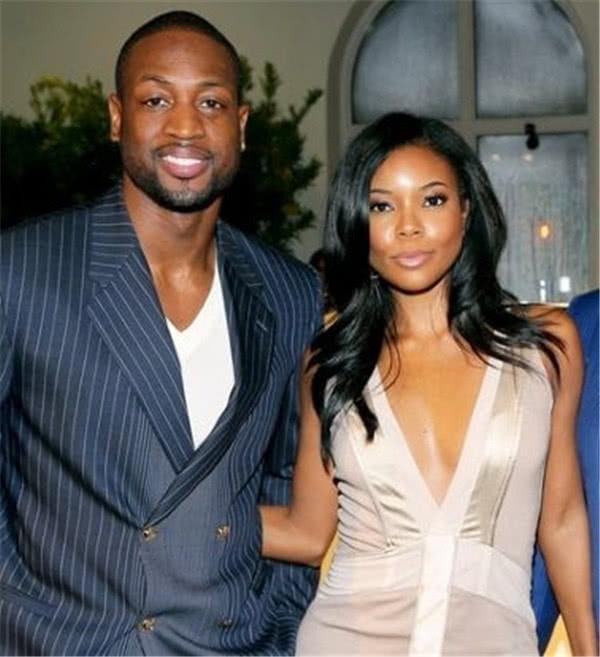 穆里尼奥：执教与评论教练是两回事，而评论别人总是容易的（穆里尼奥：执教与评教两码事，议论他人永远更容易）