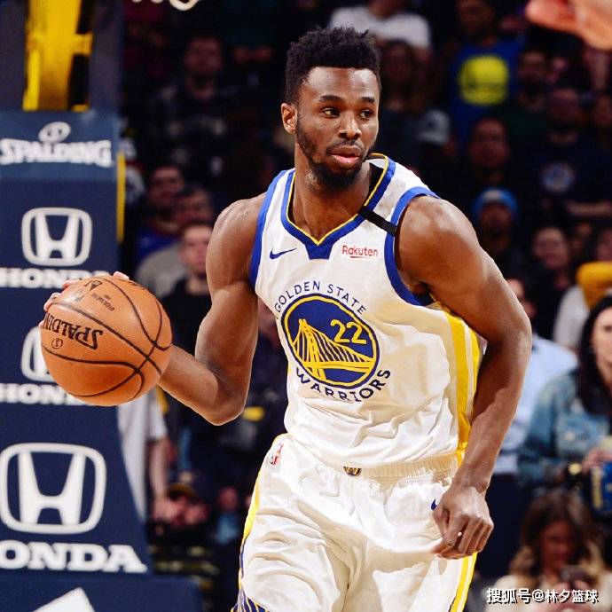 曼联拉什福德进球助球队连胜（拉什福德建功助曼联豪取连胜）