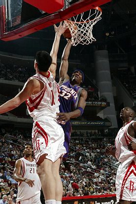 佐拉：当年有幸和马拉多纳一起练习任意球，让我能力明显提升（佐拉忆与马拉多纳共练任意球：我的能力因此大幅提升）