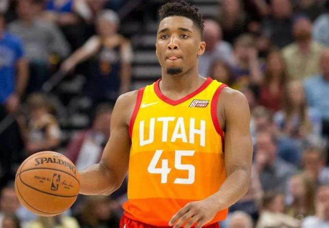 早报：悲欢并不相通（早报：喜与悲各不相连）