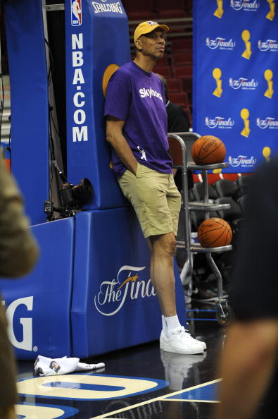 维拉蒂：不排除明年去意甲首次效力，我会在年底看看情况（维拉蒂：不排除明年首登意甲，年底再看情况）