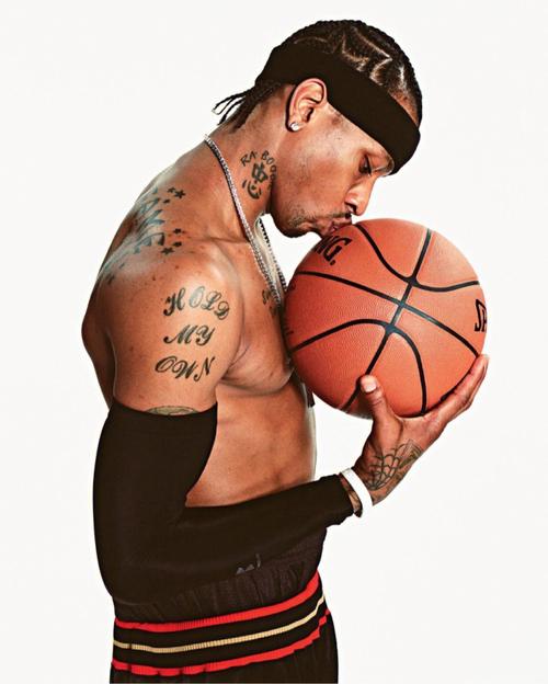 阿森纳前锋周末惹事，一度被误认为水晶宫球员（阿森纳前锋周末闹祸，曾被错认是水晶宫球员）