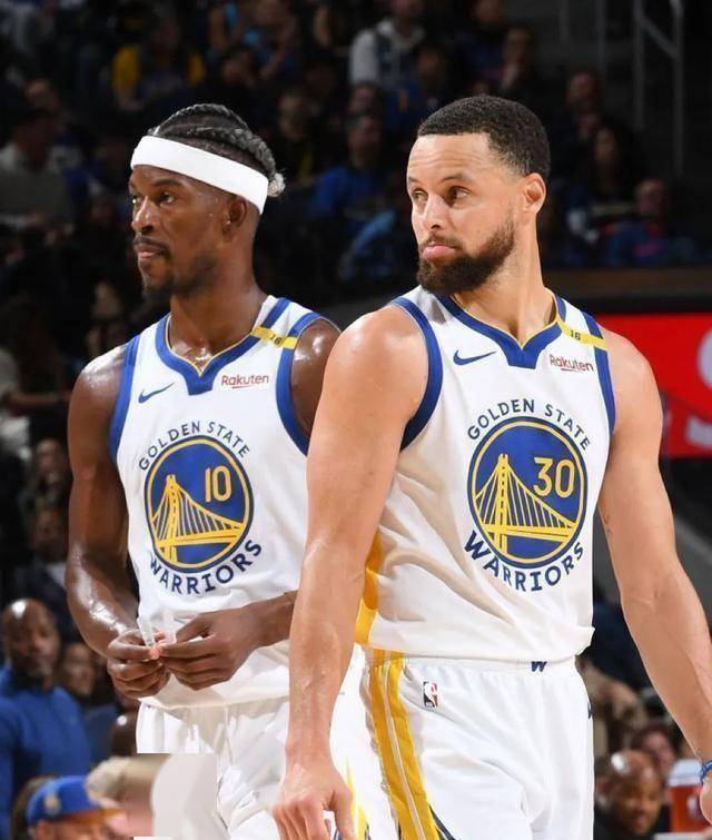 托尼：劳塔罗是国米的灵魂，但他在队友面前应多展现出笑容（托尼：劳塔罗是国米之魂，但应在队友面前更常微笑）